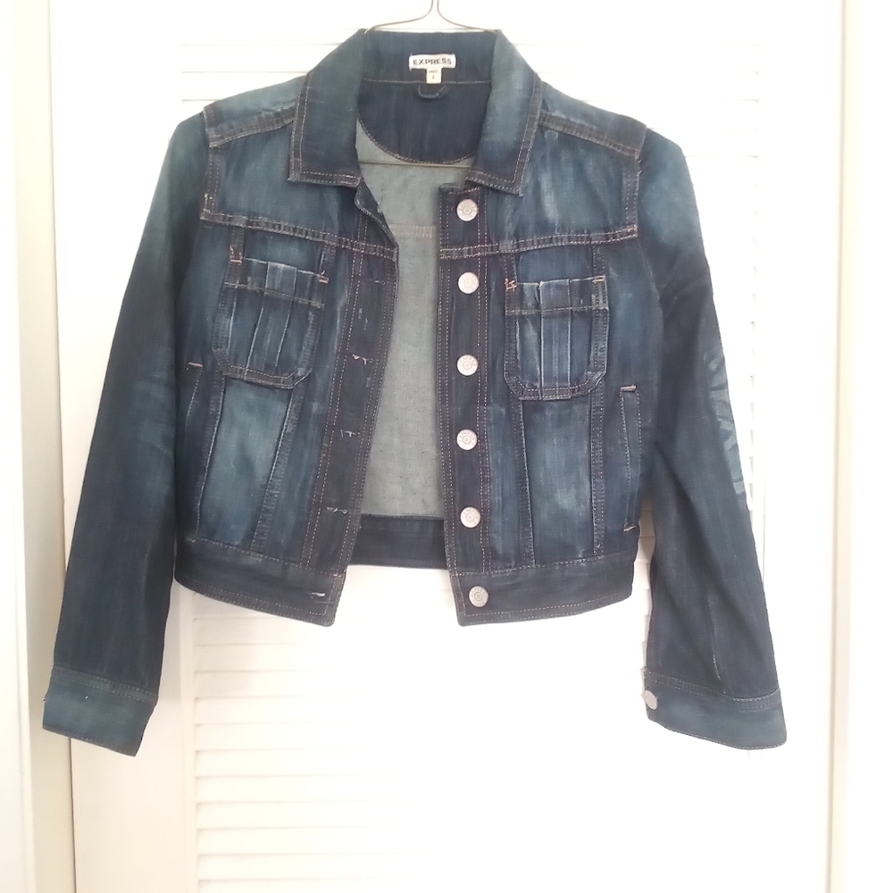 Express jeans jacket with four pockets. Size small